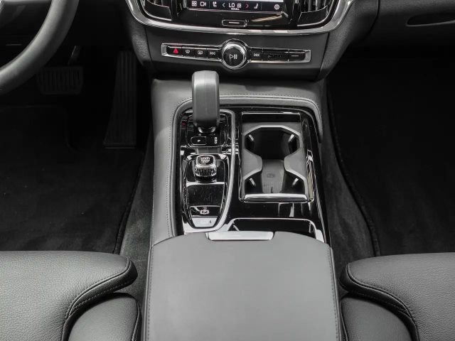 Volvo S90 AWD Core T8 Twin Engine