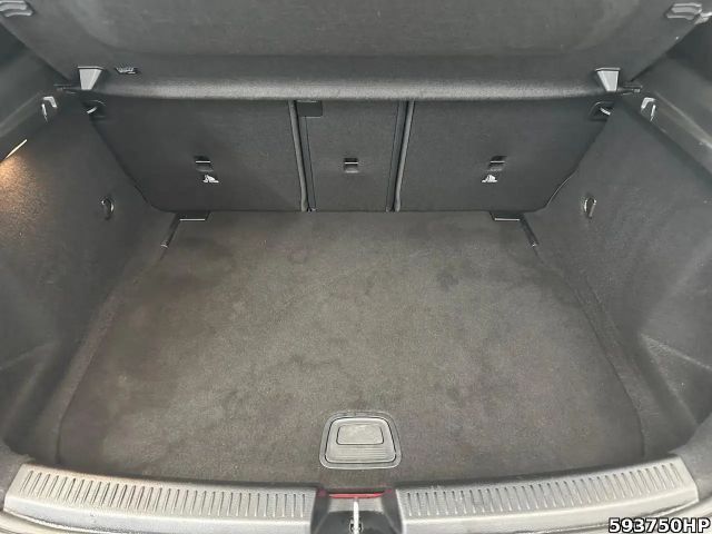 Mercedes-Benz A 180 AMG Line