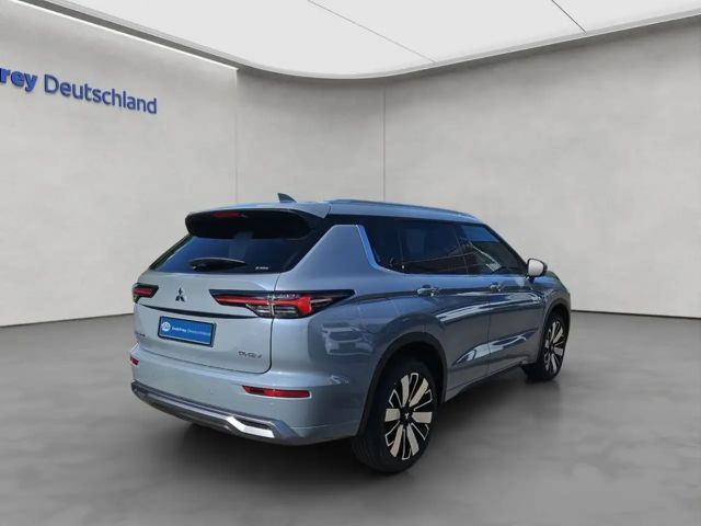 Mitsubishi Outlander 4WD PHEV