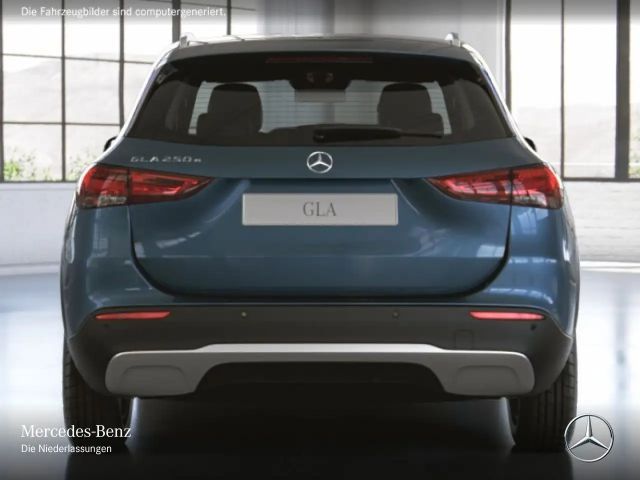 Mercedes-Benz GLA 250 GLA 250 e Style