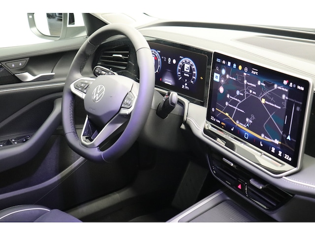 Volkswagen Passat 1.5 eTSI Business DSG