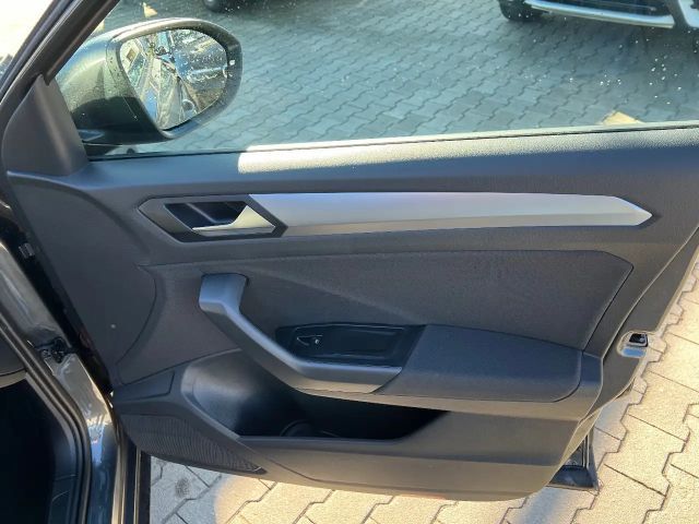 Volkswagen T-Roc 1.5 TSI DSG Life