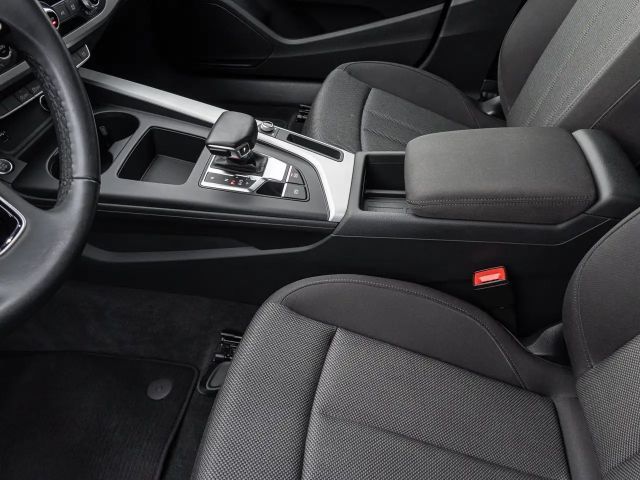 Audi A4 35 TFSI Avant S-Tronic