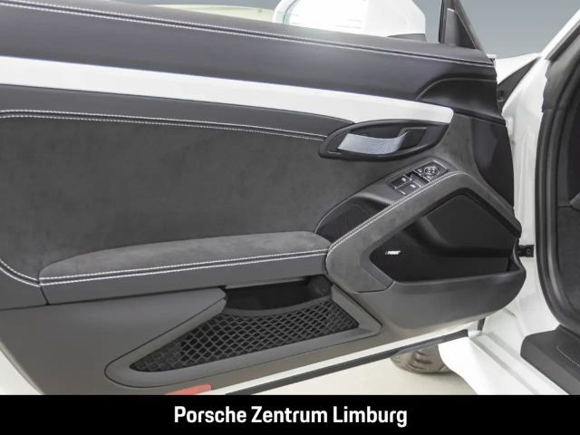 Porsche Cayman 718 RS