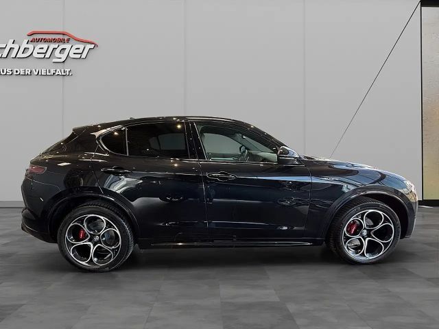 Alfa Romeo Stelvio AT8 Q4 Veloce