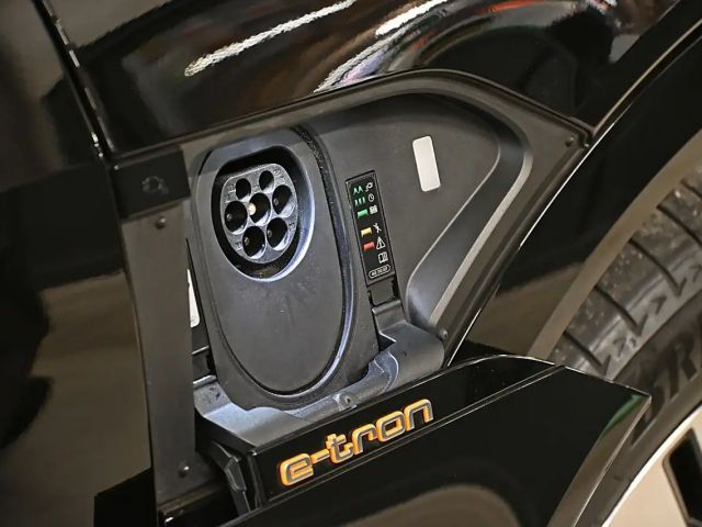 Audi e-tron 55 Quattro S-Line