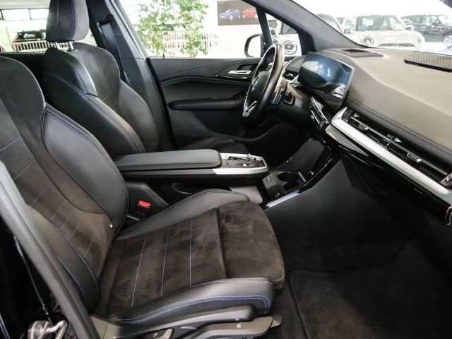 BMW 223 223i M-Sport