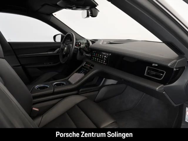 Porsche Taycan 4 Cross Turismo