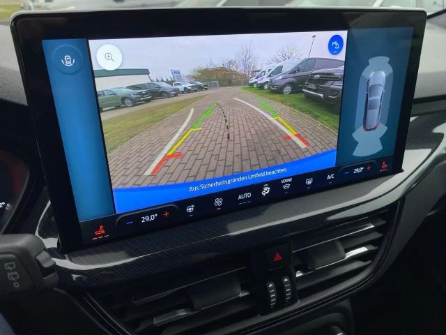 Ford Focus EcoBoost ST Line