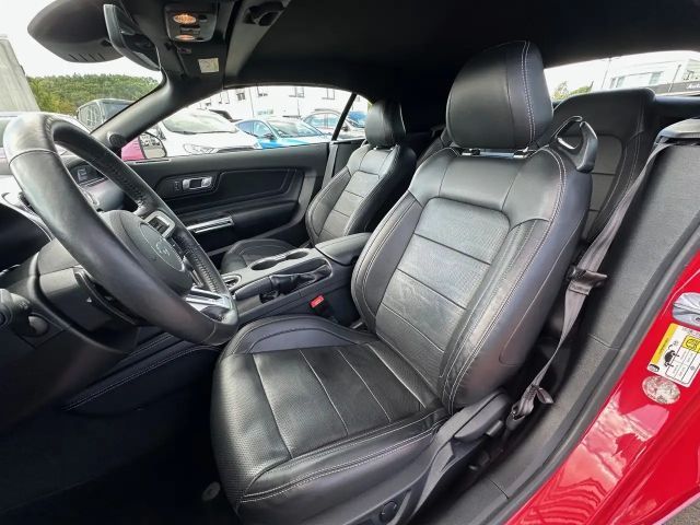 Ford Mustang Convertible