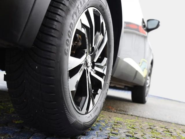 Peugeot 2008 Allure Pack