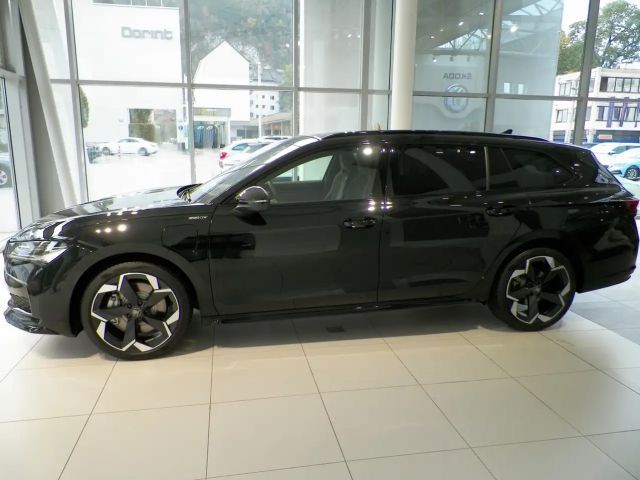 Skoda Superb Sportline iV