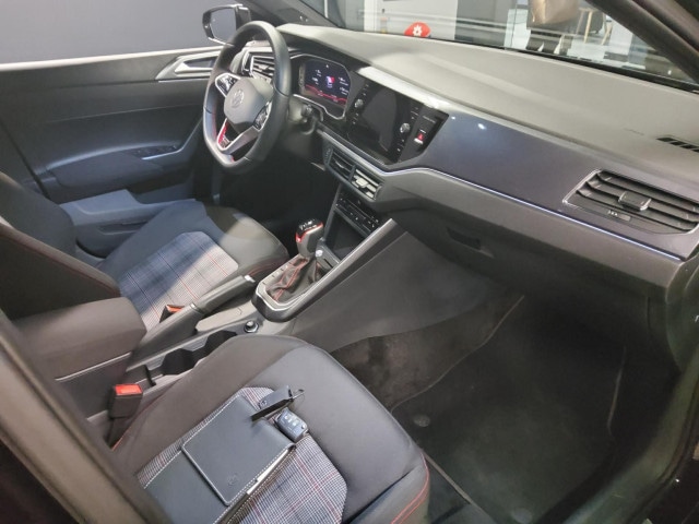Volkswagen Polo 2.0 TSI DSG GTI