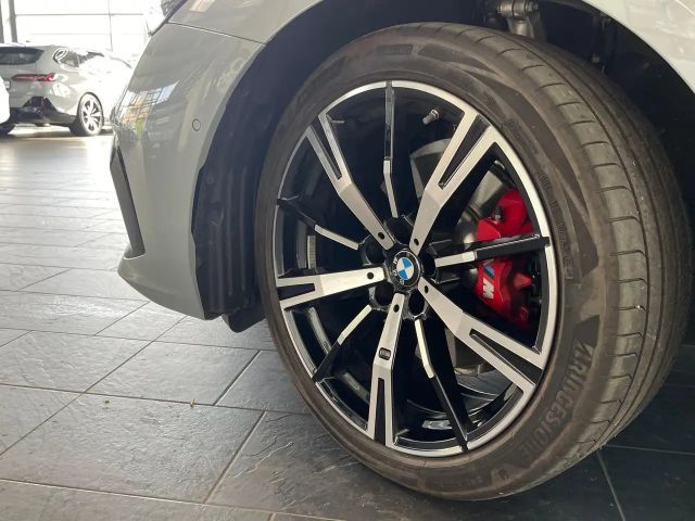 BMW 520 520i M-Sport Sedan