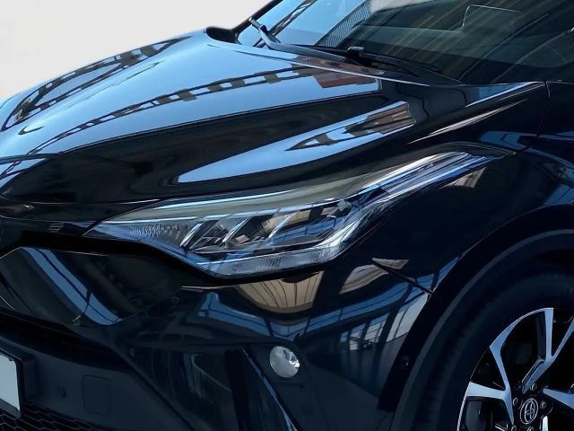 Toyota C-HR Hybride Team D