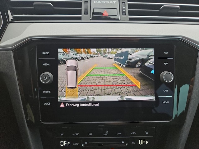 Volkswagen Passat 2.0 TSI Business DSG Variant