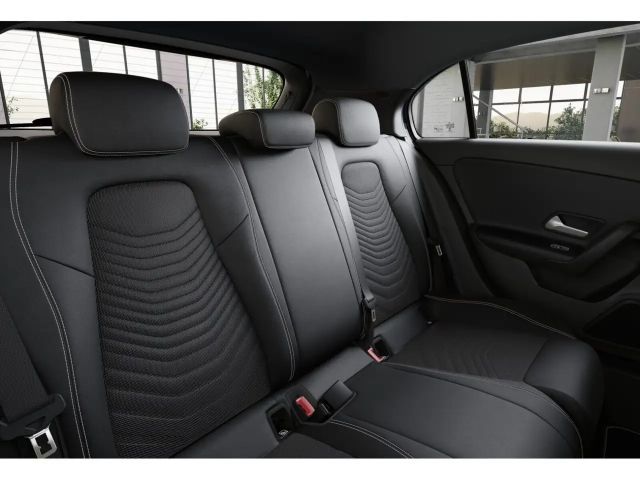 Mercedes-Benz A 180 A 180 d Hatchback