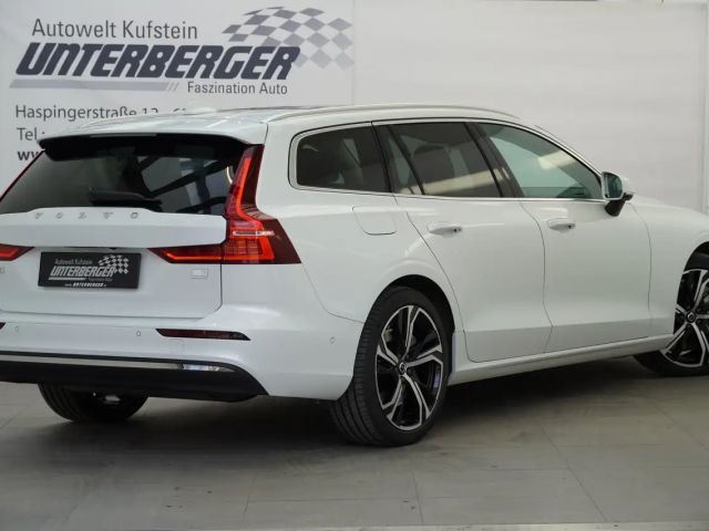Volvo V60 AWD Plus T6