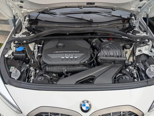 BMW 135 135i Sedan xDrive