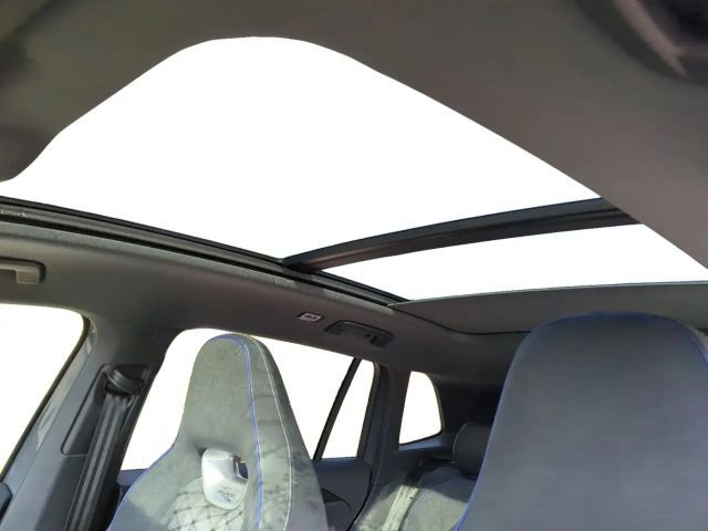 Volkswagen Tiguan 1.5 TSI DSG R-Line