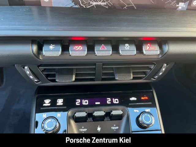 Porsche 992 4 Coupé GTS Targa