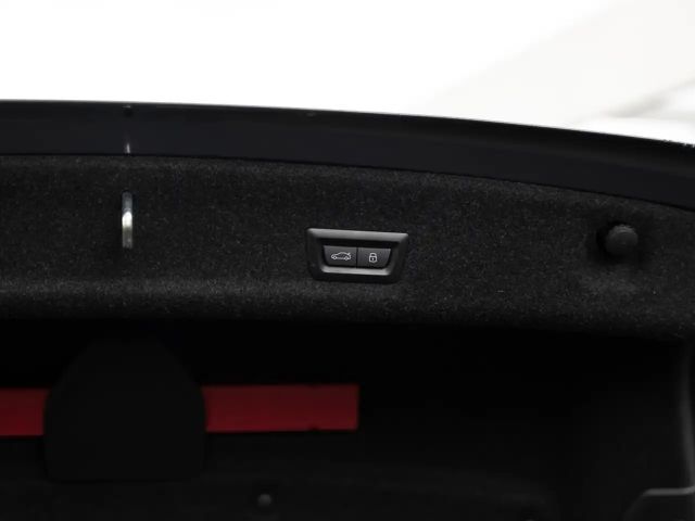 BMW 320 320d M-Sport Sedan xDrive