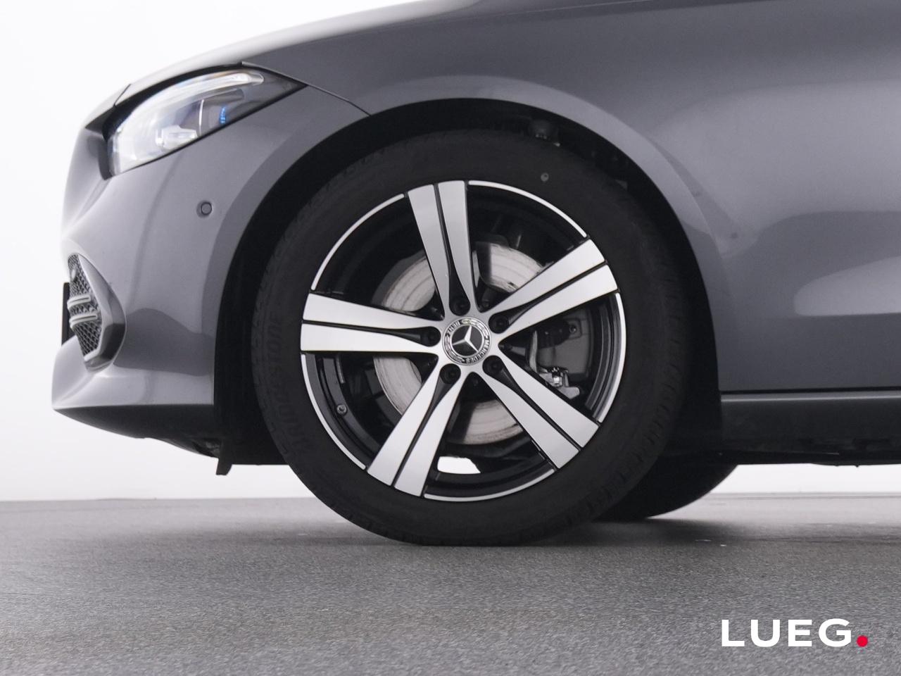 Mercedes-Benz C 200 AVANTGARDE C 200 d Sedan