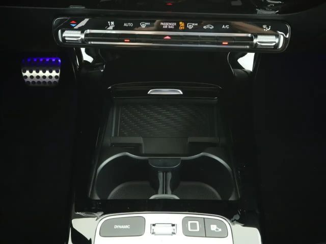 Mercedes-Benz A 200 AMG Line