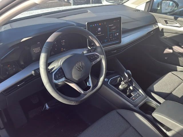 Volkswagen Golf 4Me TSI