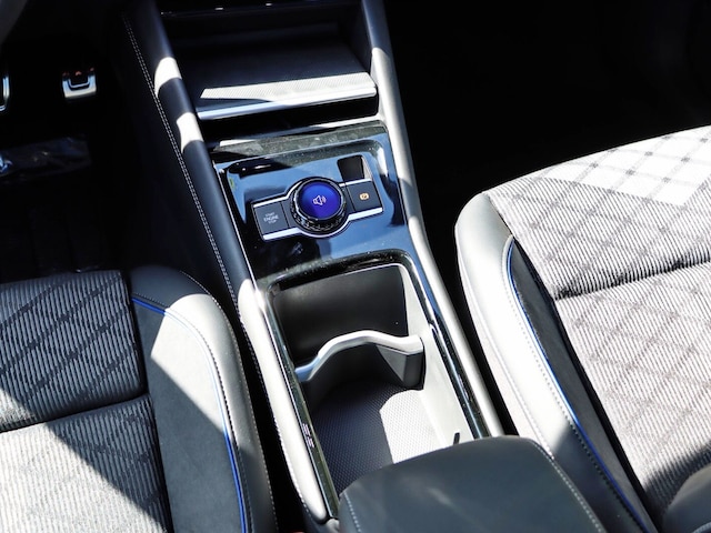 Volkswagen Tiguan 1.5 eTSI DSG IQ.Drive R-Line