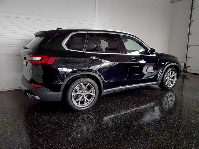 BMW X5 xDrive45e