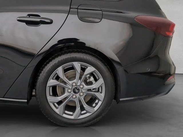 Ford Focus ST Line Wagon