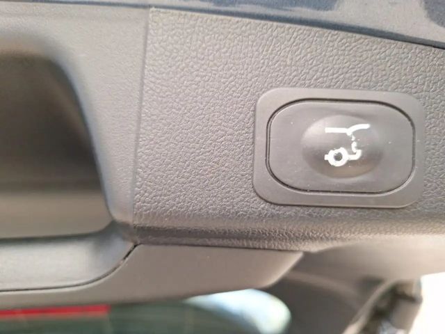 Ford Focus ST Line Wagon