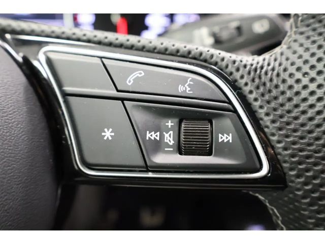 Audi A4 40 TFSI Avant S-Line S-Tronic