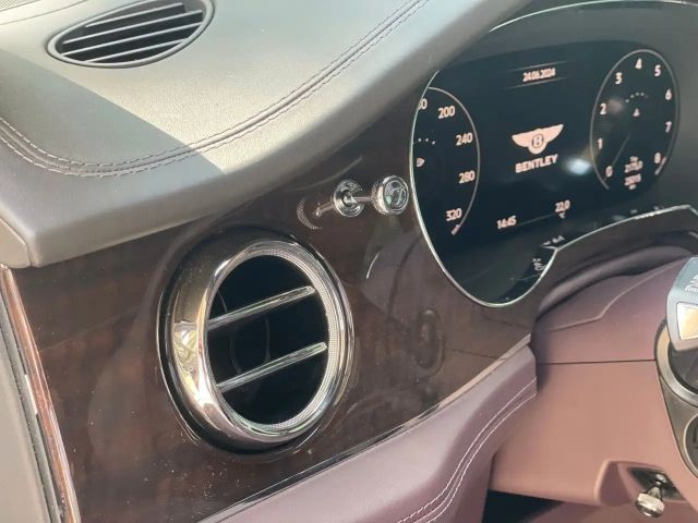 Bentley Bentayga V8