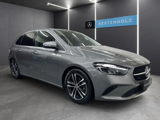 Mercedes-Benz B 200 Progressive Sedan