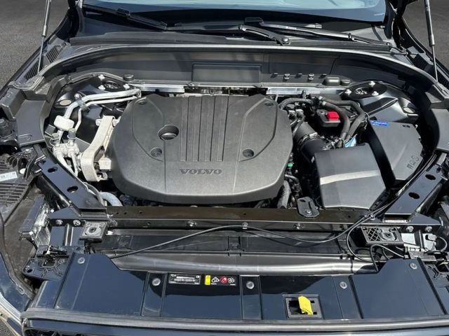 Volvo XC60 Dark Plus