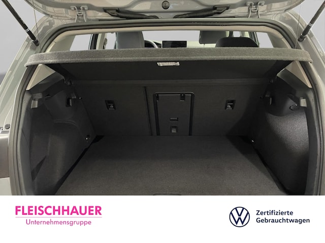 Volkswagen Golf 1.5 eTSI Golf VIII Life