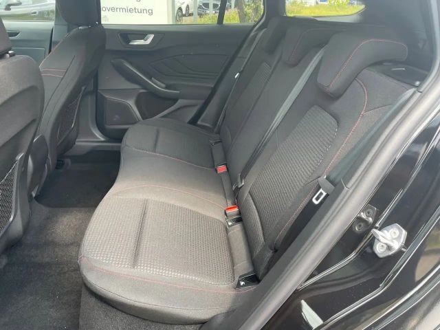 Ford Focus ST Line Wagon