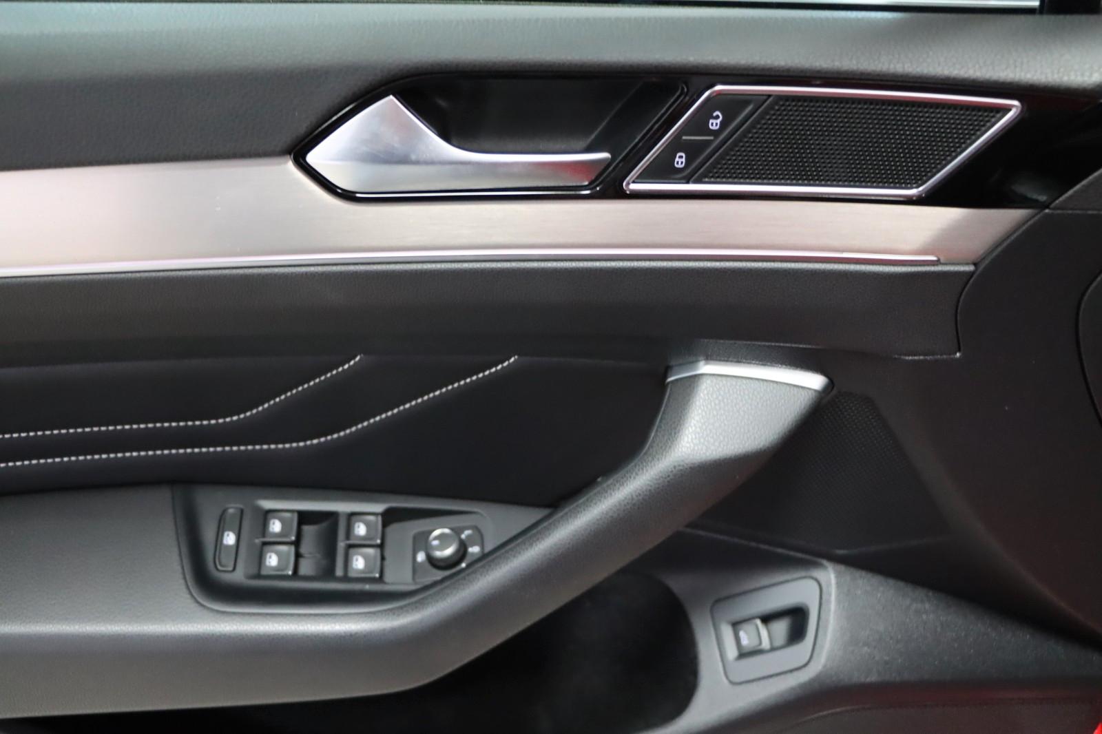 Volkswagen Passat R-Line Variant