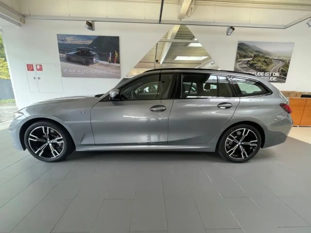 BMW 330 330i M-Sport xDrive