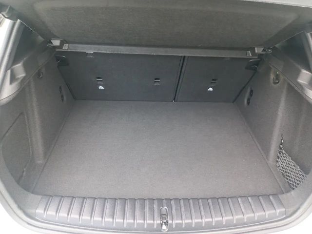 BMW 118 118d M-Sport Sedan