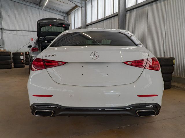 Mercedes-Benz C 200 AMG Line Sedan