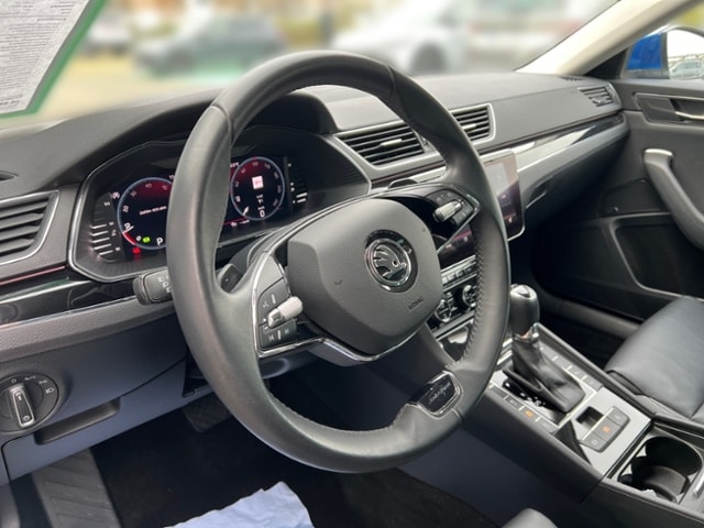 Skoda Superb 2.0 TDI Combi