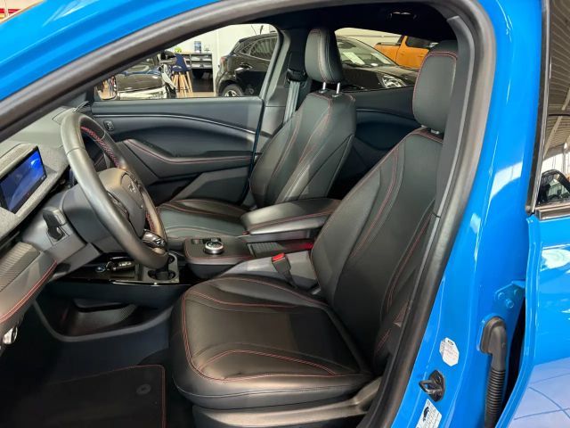 Ford Mustang Mach-E AWD Extended range