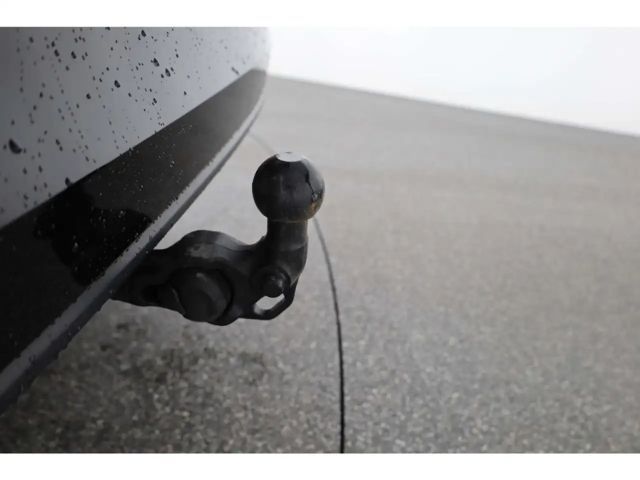 Volkswagen Golf 2.0 TDI DSG Life Variant