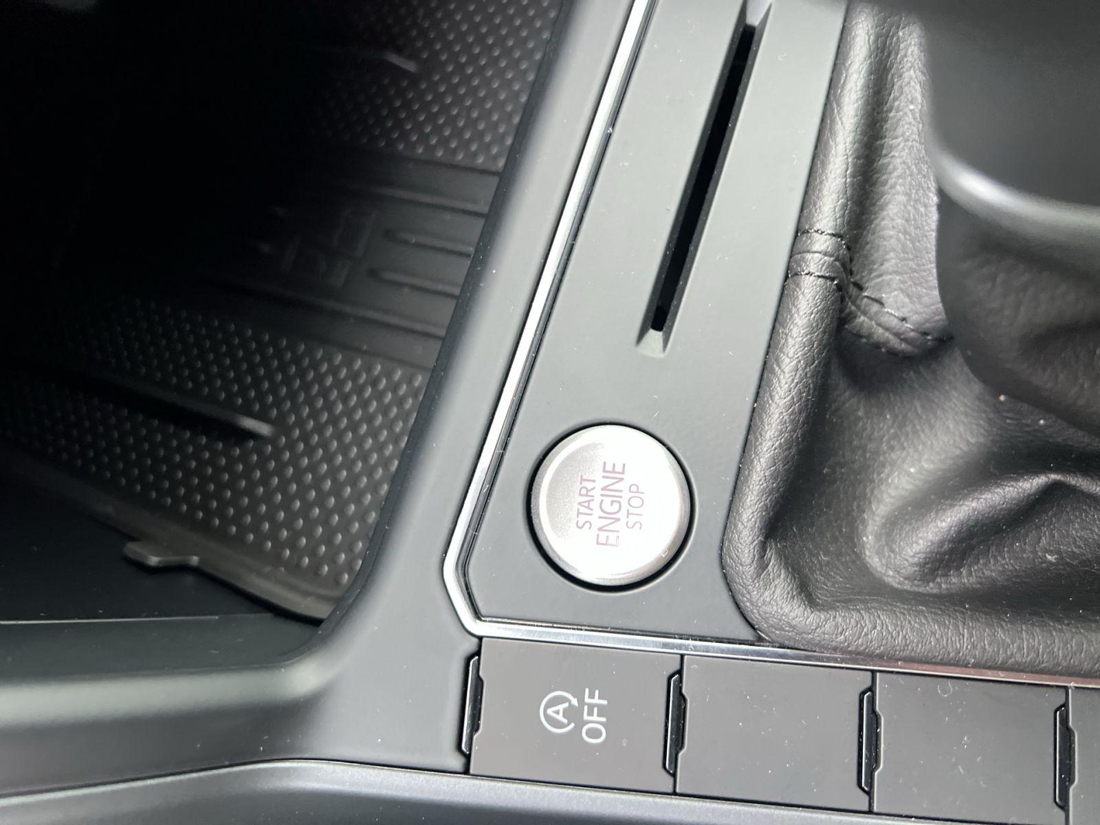 Volkswagen Taigo 1.0 TSI DSG R-Line