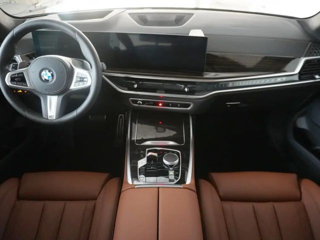BMW X7 xDrive40i