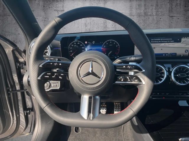 Mercedes-Benz A 200 AMG Line