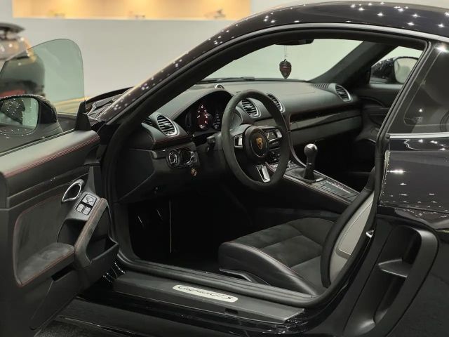 Porsche Cayman 4 Coupé GTS